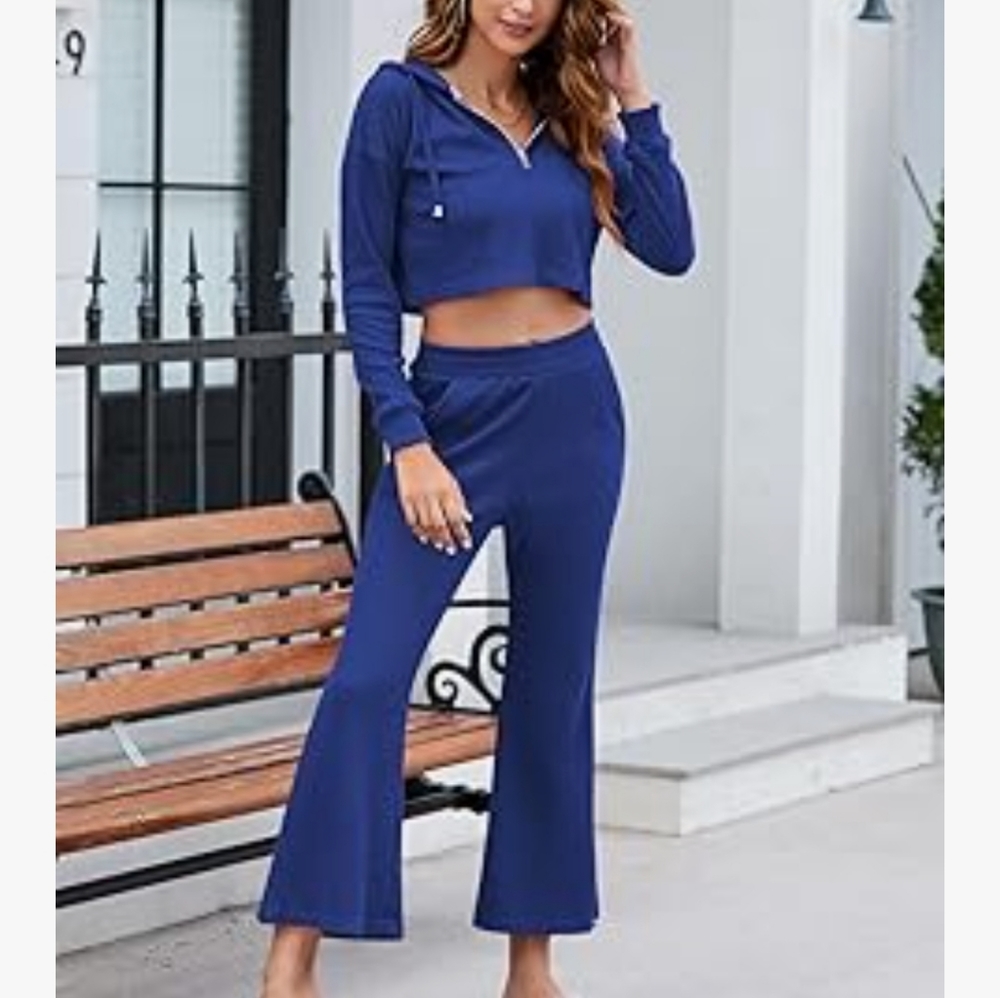 Fixmatti Women 2 Piece Outfits 1/4 Zipper Hoodie Crop Top Matching Flared Pants